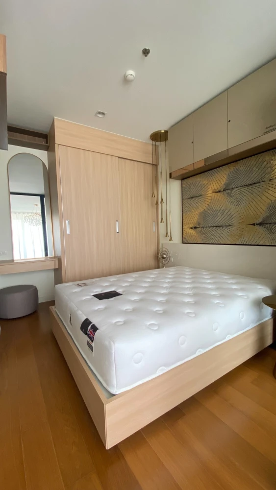 For rent!! Condo Bright Wongwian Yai, beautiful room, luxuriously decorated, fully furnished, don't miss it!!