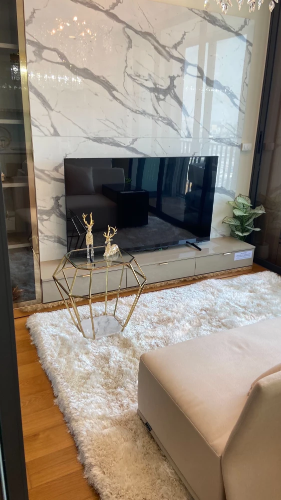 For rent!! Condo Bright Wongwian Yai, beautiful room, luxuriously decorated, fully furnished, don't miss it!!
