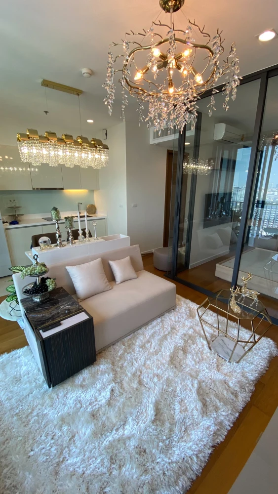 For rent!! Condo Bright Wongwian Yai, beautiful room, luxuriously decorated, fully furnished, don't miss it!!