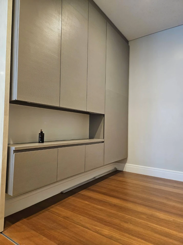 Condo for rent, Bright Sukhumvit 24, near Emporium Department Store, good location, in the heart of the city, don't miss it!!