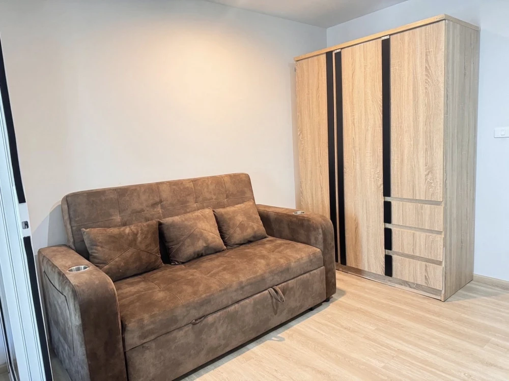 For rent!! Condo Rye Talad Phlu, 7th floor, Building A, beautiful room, convenient transportation, ready to move in, don't miss it!!