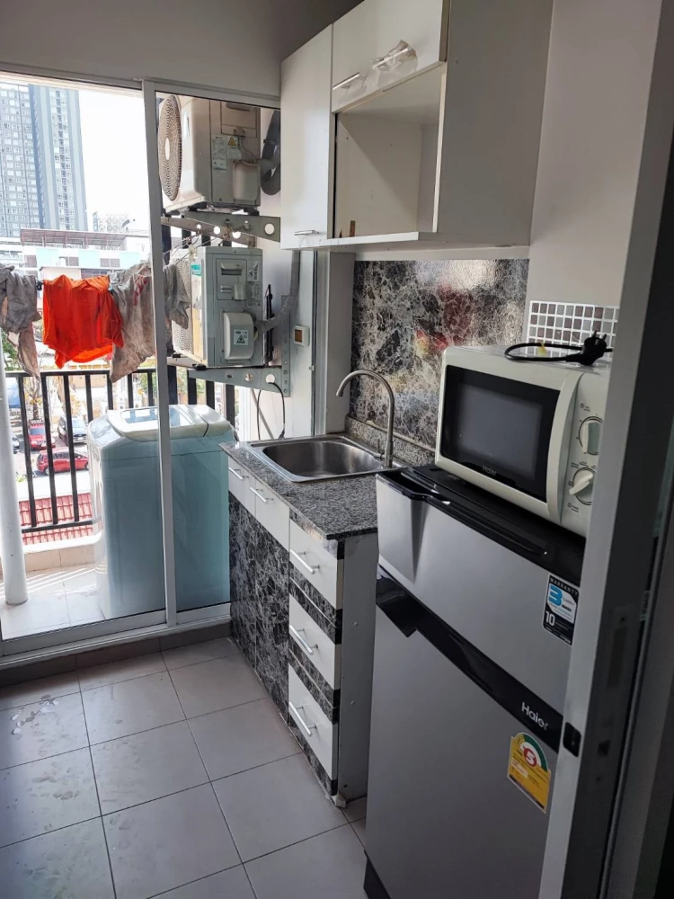 Condo for rent, Rye Talat Phlu, great location, attractive price. Book now!!