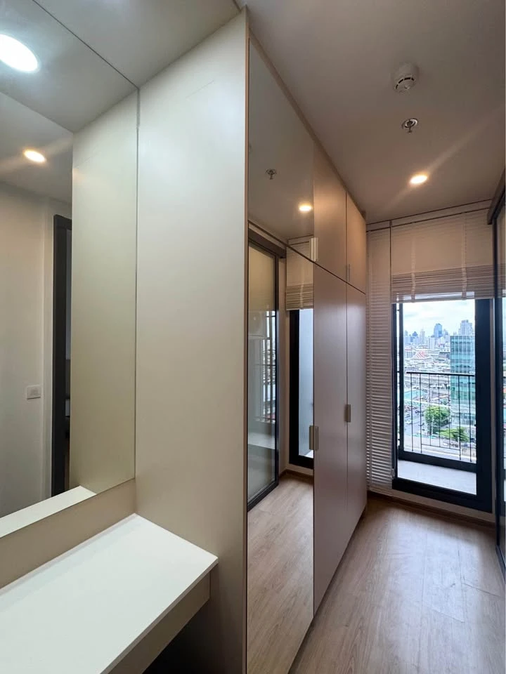 For rent: Condo Life Rama 4-Asok, nice room, fully furnished, book now before you miss out++