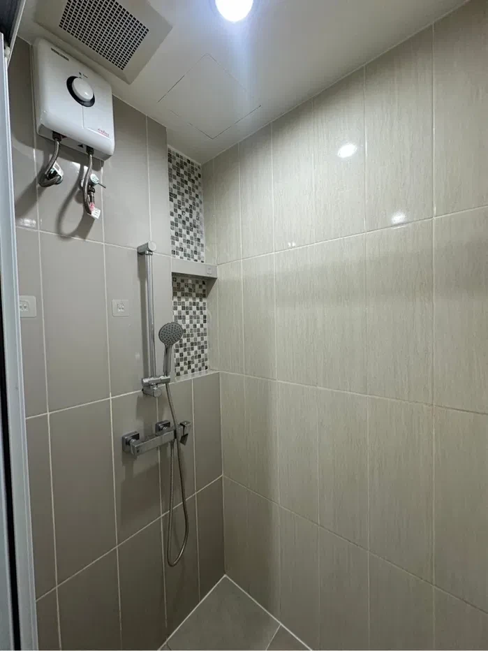 For rent!! Life Ratchadapisek Condo, 29th floor, Building A, beautiful room, convenient transportation, don't miss it!!