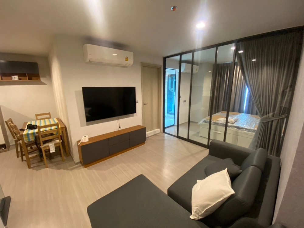 Condo for rent, Life Ladprao, 2 bedrooms, 1 bathroom, very spacious room, 19th floor, high view, I tell you, you must not miss it.