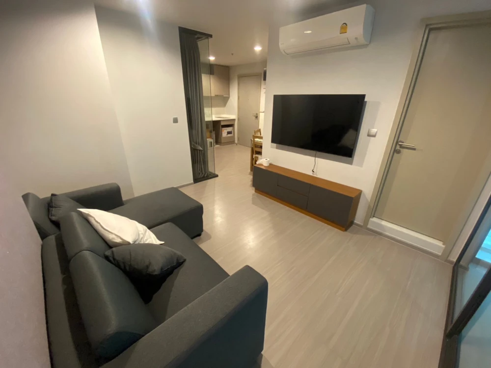 Condo for rent, Life Ladprao, 2 bedrooms, 1 bathroom, very spacious room, 19th floor, high view, I tell you, you must not miss it.