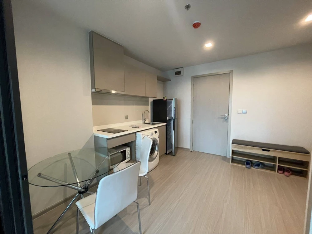 For rent!! Condo Life Ladprao, 24th floor, Building B, beautiful room, complete here, I must say that you must not miss it!!