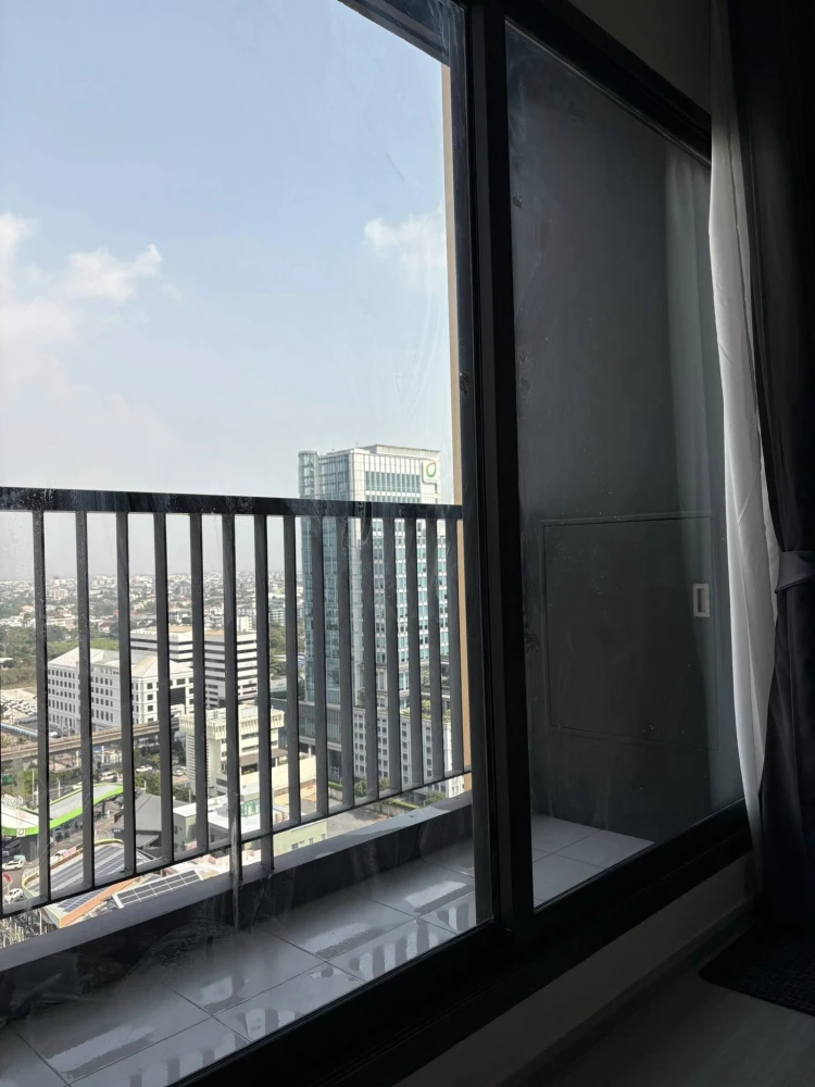 Condo for rent, Life Sukhumvit 62, ready to move in, fully furnished, high floor, spacious and comfortable. Book now!