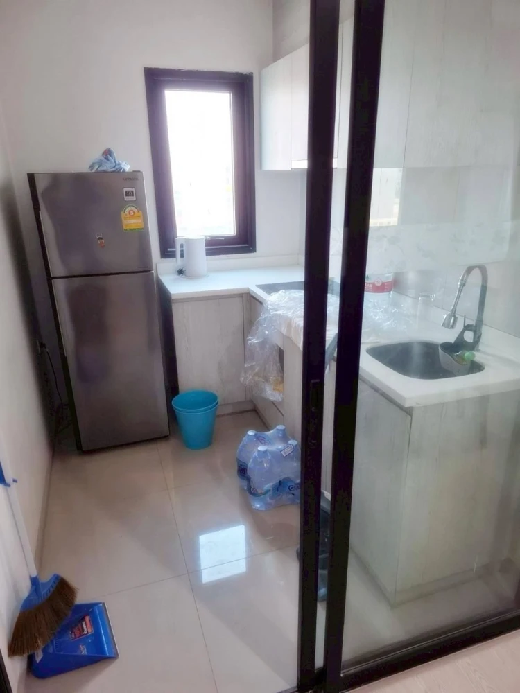 For rent!! Condo Life Asoke, 17th floor, condo in the heart of the city, fully furnished, ready to move in, affordable price, don't miss it!!