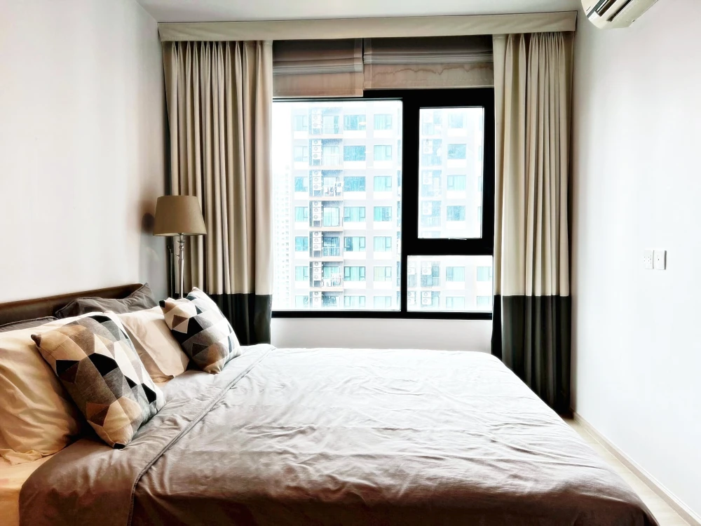 Condo for rent! Life Asoke, 25th floor, swimming pool view, beautiful room, fully furnished, ready to move in! Reserve now!!