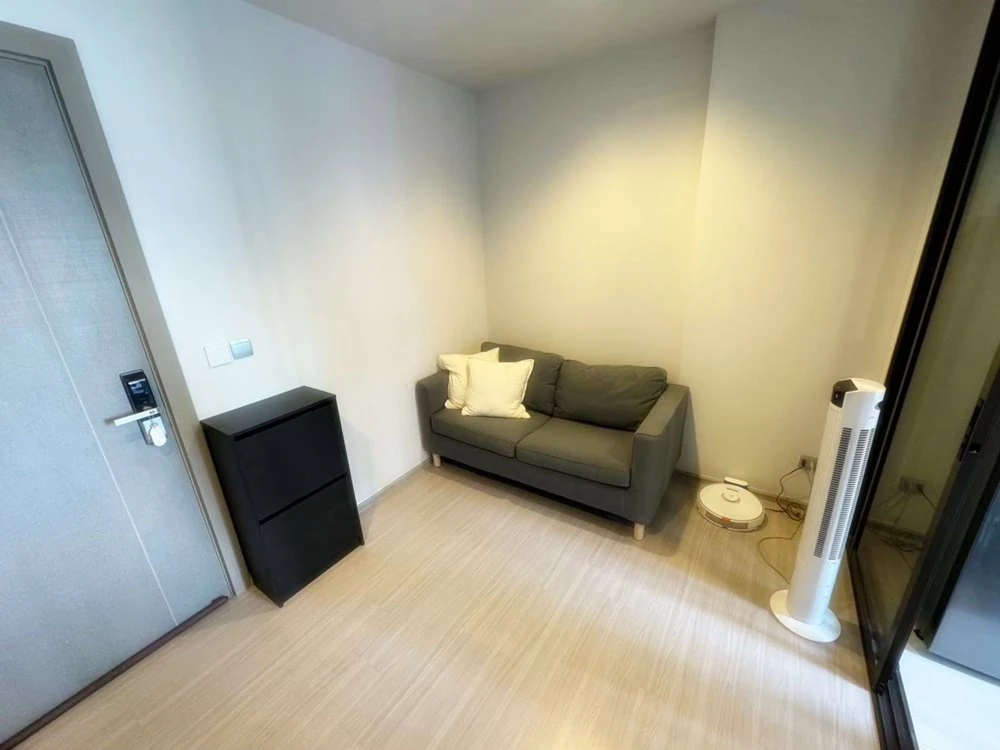 For rent!! Condo Life Asoke-Rama 9 Beautiful condo, good location, convenient transportation, hurry up and book now!!