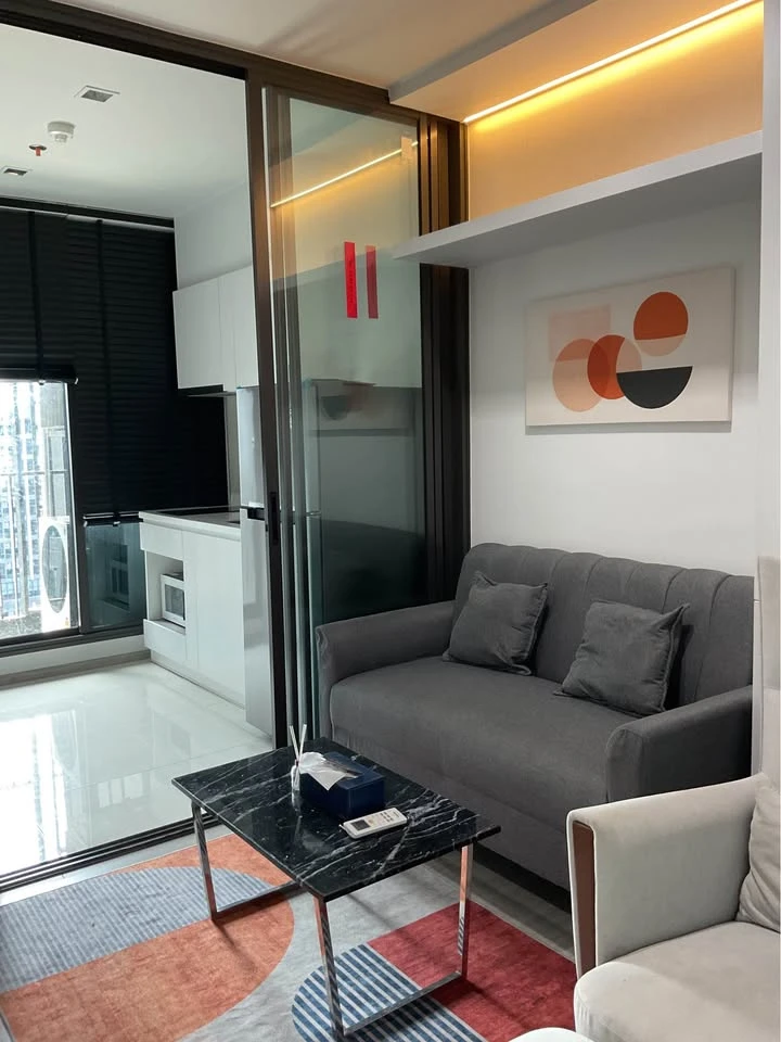 Condo for rent, Life Asoke-Rama 9, unblocked view, beautiful city view, fully furnished, must book like this.