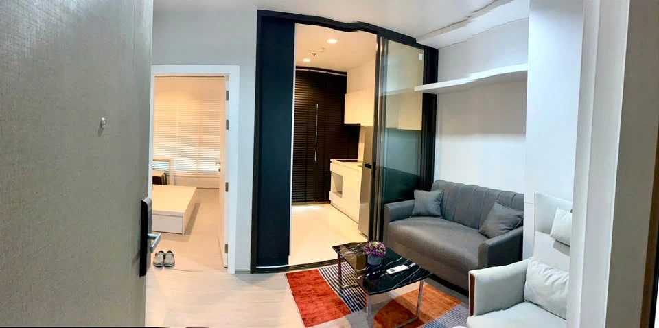 Condo for rent, Life Asoke-Rama 9, unblocked view, beautiful city view, fully furnished, must book like this.