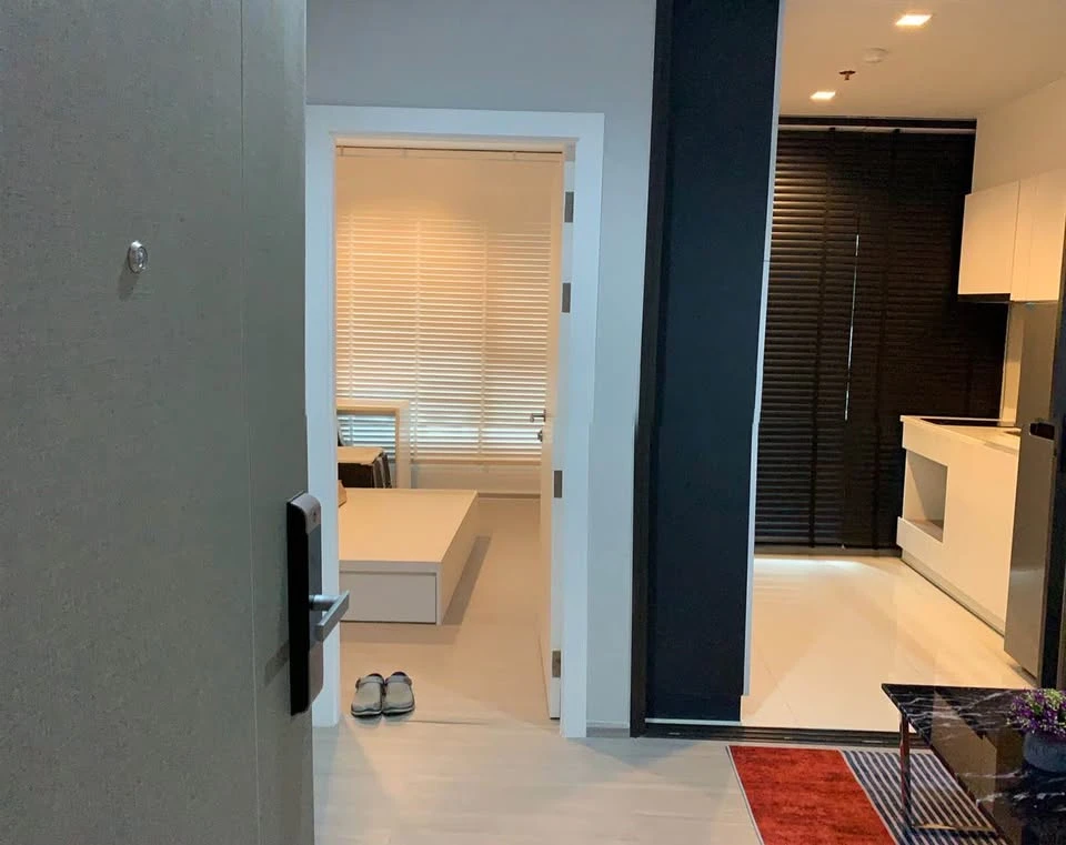 Condo for rent, Life Asoke-Rama 9, unblocked view, beautiful city view, fully furnished, must book like this.