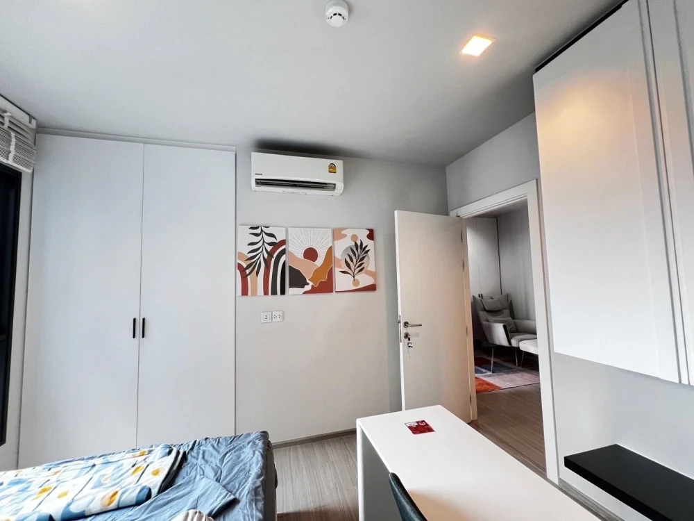 Condo for rent, Life Asoke-Rama 9, unblocked view, beautiful city view, fully furnished, must book like this.
