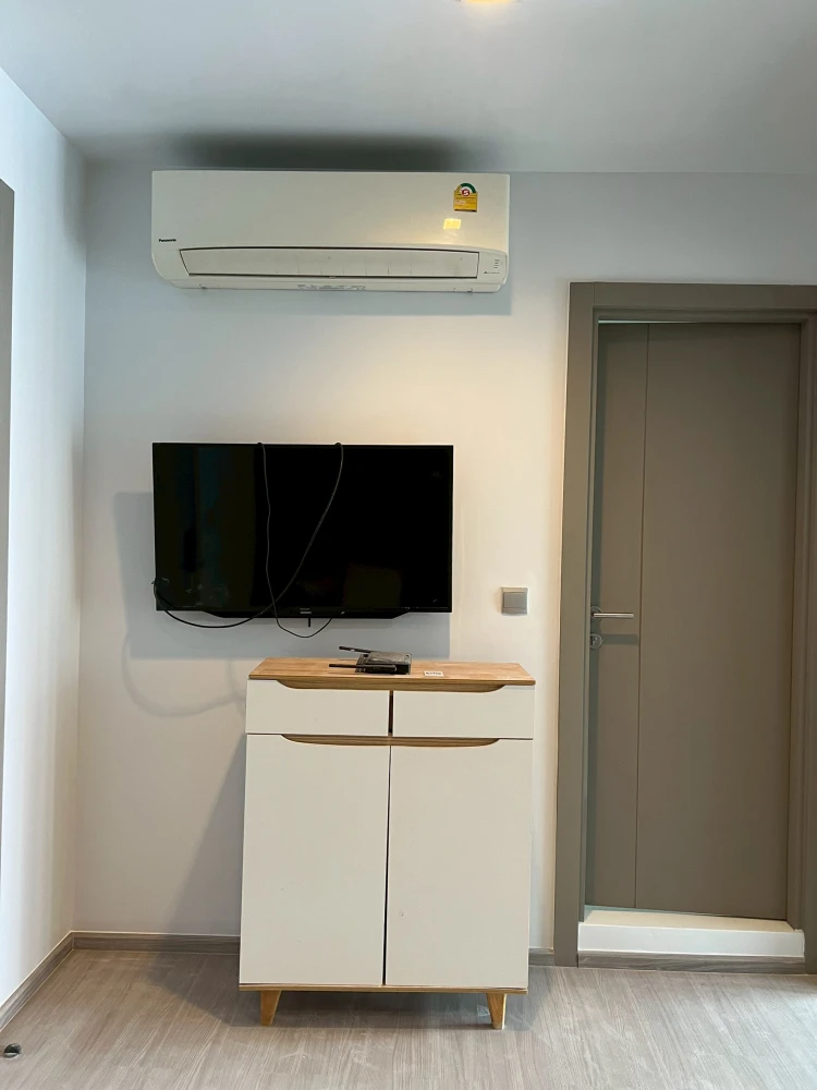 Condo for rent, Life Asoke-Rama 9. Nice room, great vibe. Book now!!