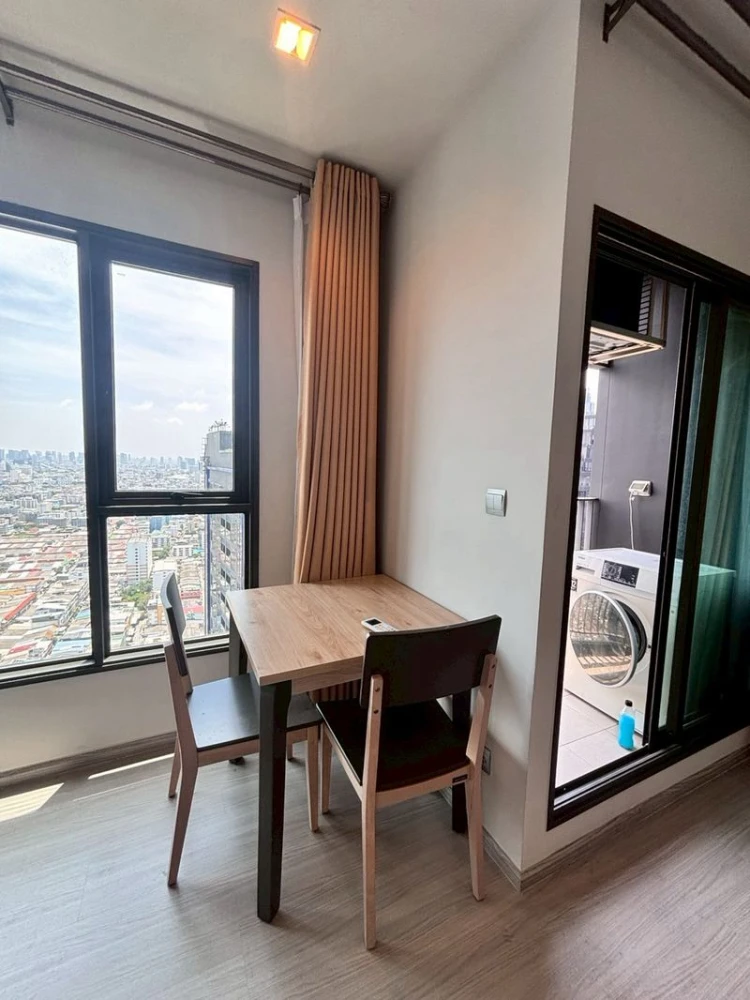 Condo for rent, Life Asoke-Rama 9, fully furnished, ready to move in. Don't miss it!