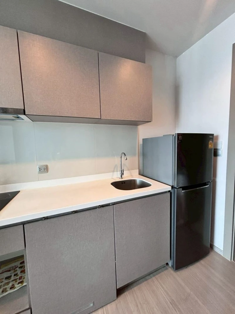 Condo for rent, Life Asoke-Rama 9, fully furnished, ready to move in. Don't miss it!