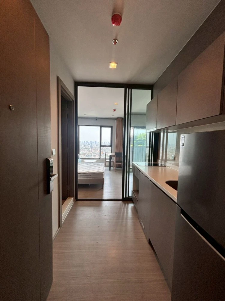 Condo for rent, Life Asoke-Rama 9, fully furnished, ready to move in. Don't miss it!