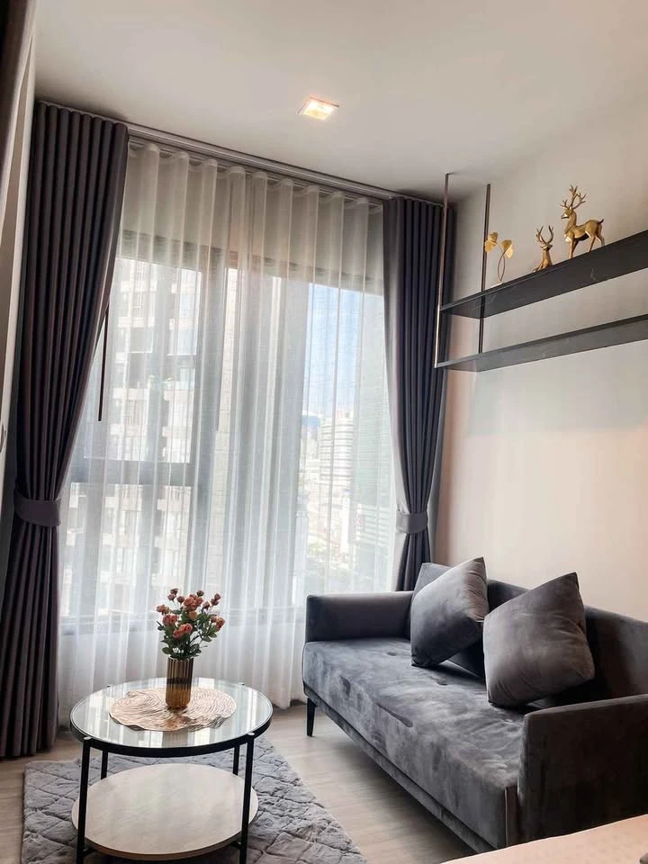 Condo for rent, Life Asoke-Rama 9, studio room, 16th floor, high view, not expensive, hurry and book now, don't miss out.