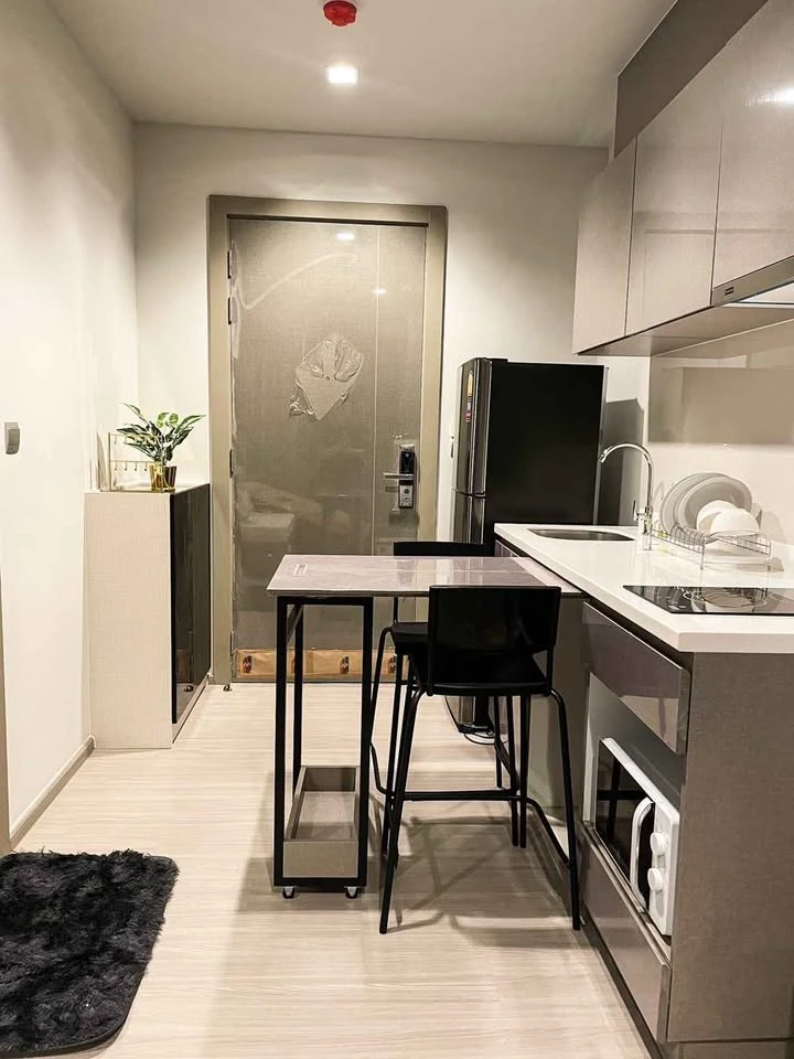 Condo for rent, Life Asoke-Rama 9, studio room, 16th floor, high view, not expensive, hurry and book now, don't miss out.