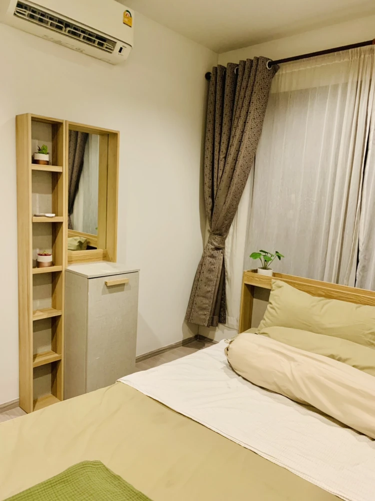 For rent: Life Asoke Hype Condo, 17th floor, beautiful unit, fully furnished, ready to move in. Don't miss it!!