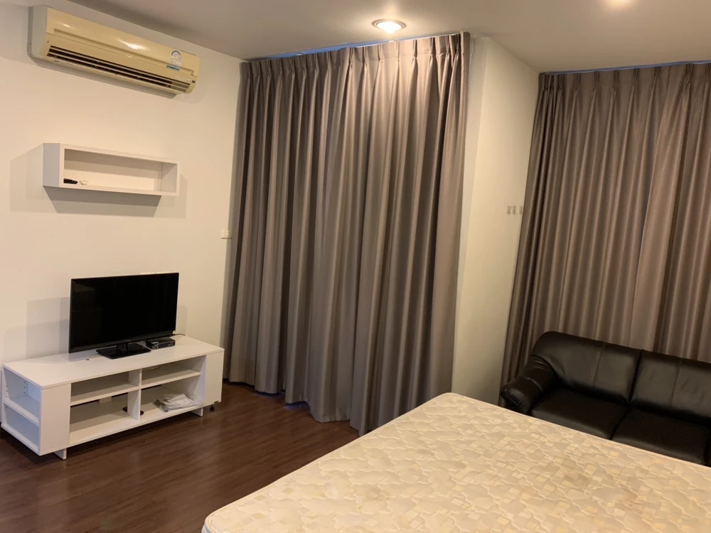 For rent!! Condo Life @ BTS Tha Phra, beautiful room, fully furnished, just bring your bags and move in!!