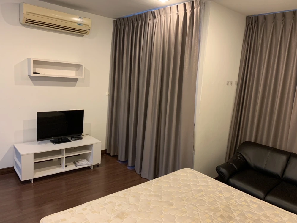 For rent!! Condo Life @ BTS Tha Phra, beautiful room, fully furnished, just bring your bags and move in!!