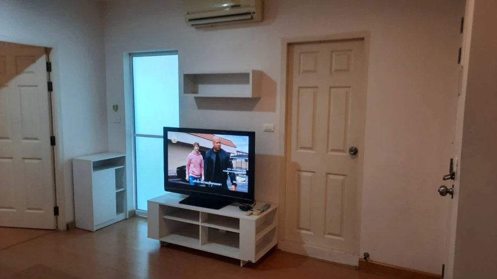 For rent!! Condo Life @ BTS Tha Phra, room number 18/235, ready to move in, friendly price, don't miss it!!