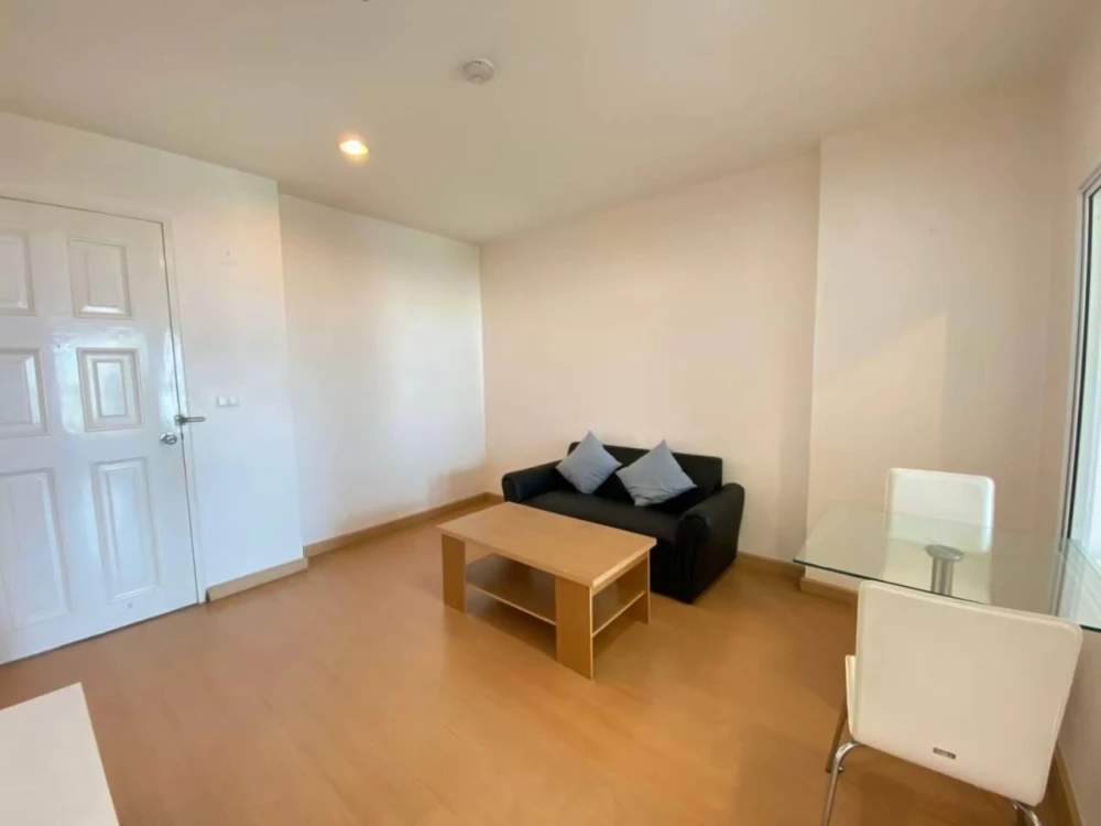 For rent!! Condo Life @ BTS Tha Phra, room number 18/235, ready to move in, friendly price, don't miss it!!