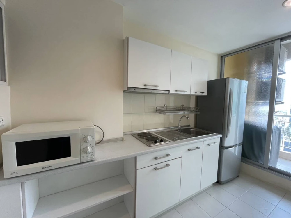 Condo for rent! Life @ Phahonyothin-Ari, 12th floor, Building N, beautiful room, fully furnished, ready to move in. Don't miss out!!