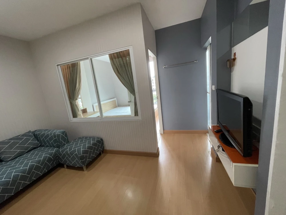 Condo for rent! Life @ Ratchada-Huai Khwang, 6th floor, beautiful room, fully furnished, ready to move in, great price, don't miss it!!