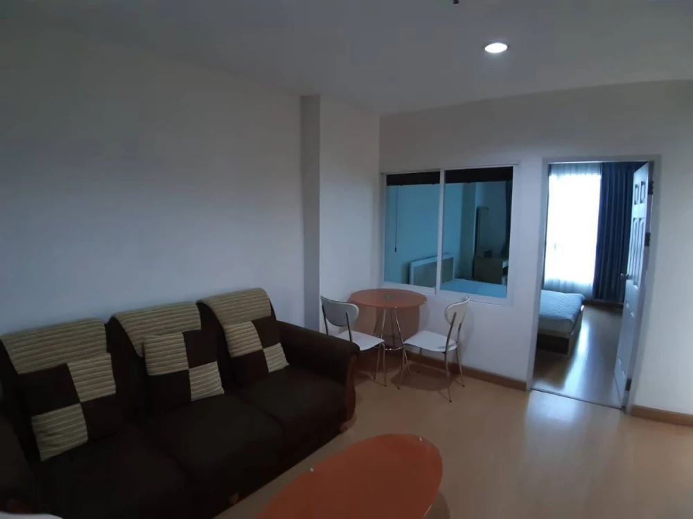 For rent!! Condo Life @ Ratchada-Huai Khwang, Room No. 189/146, good location, close to shopping areas, don't miss it!!