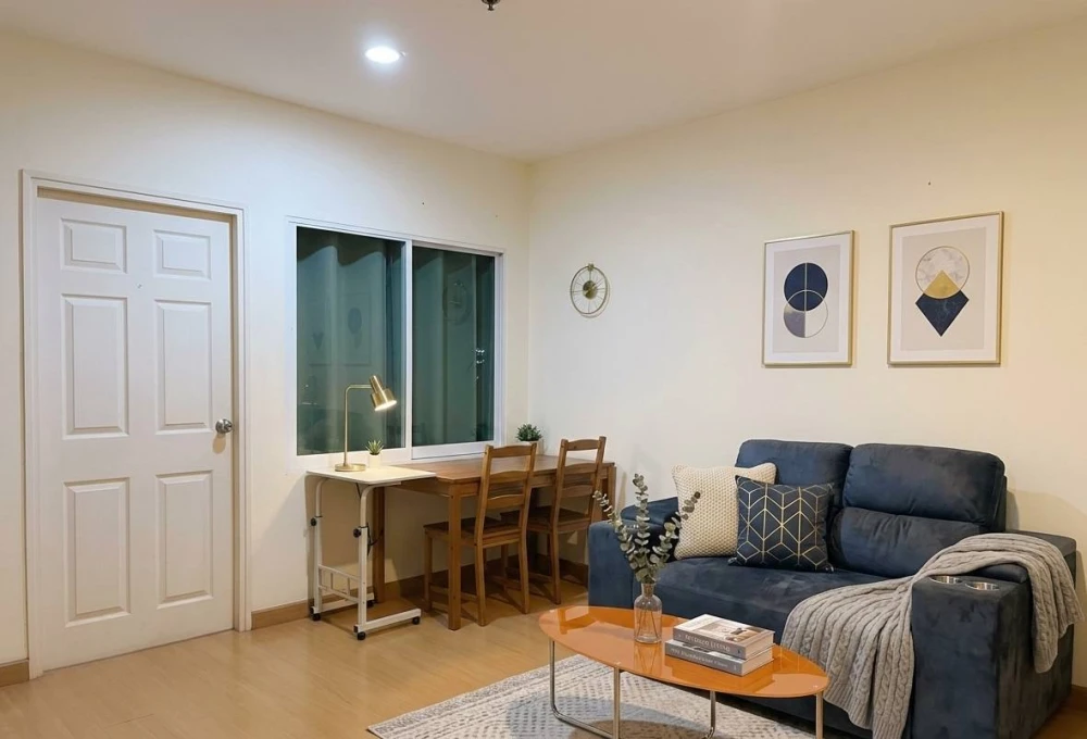 Condo for rent, Life @ Sukhumvit 65, the room has a lot of usable space, fully decorated with functions, book and you will not be disappointed.