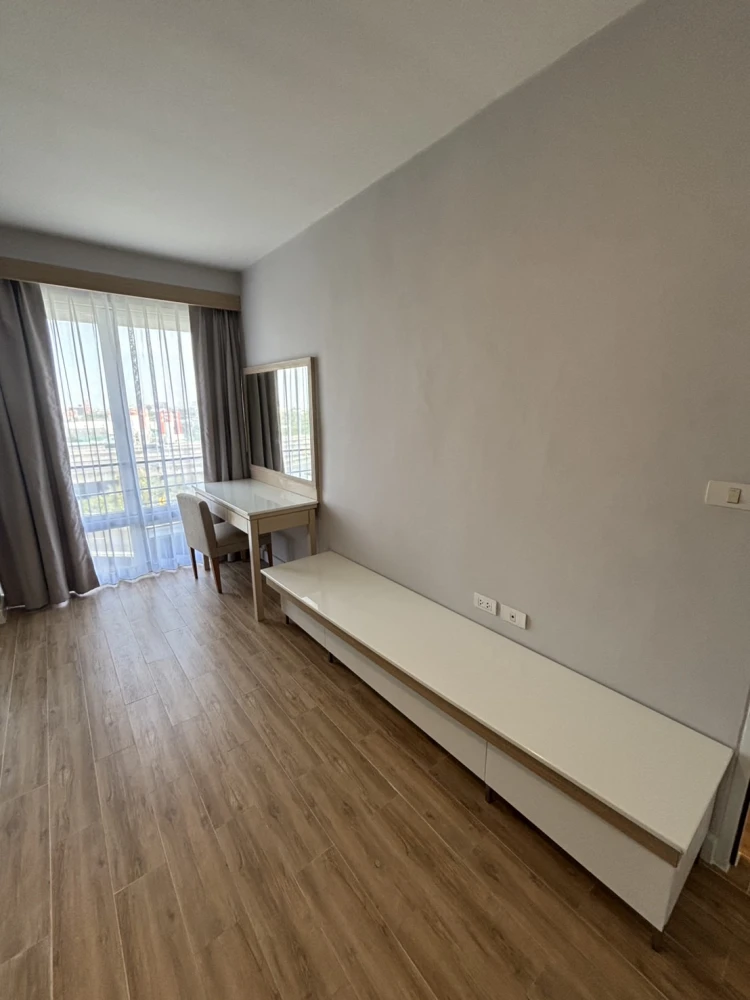 Condo for rent, I-House Rama 9-Ekkamai, room ready to move in.
