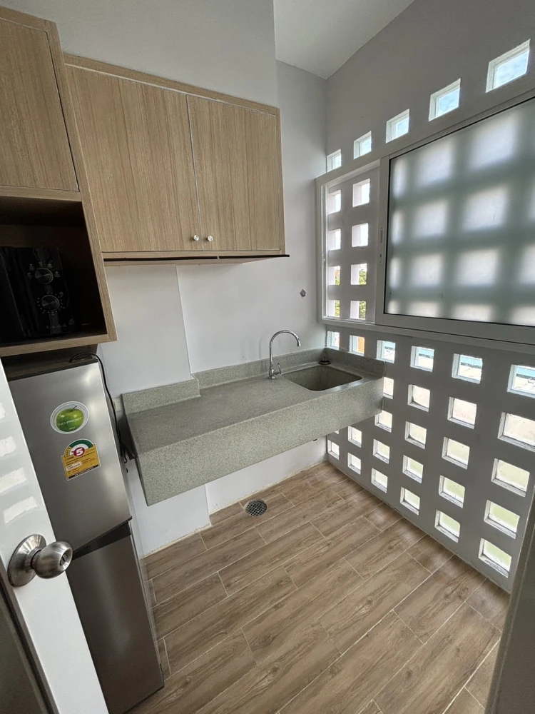 Condo for rent, I-House Rama 9-Ekkamai, room ready to move in.