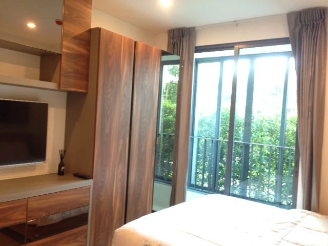 Condo for rent, Ideo Q Chula-Samyan, garden view, double door to the balcony, beautiful room.