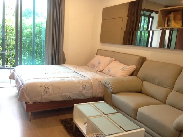 Condo for rent, Ideo Q Chula-Samyan, garden view, double door to the balcony, beautiful room.