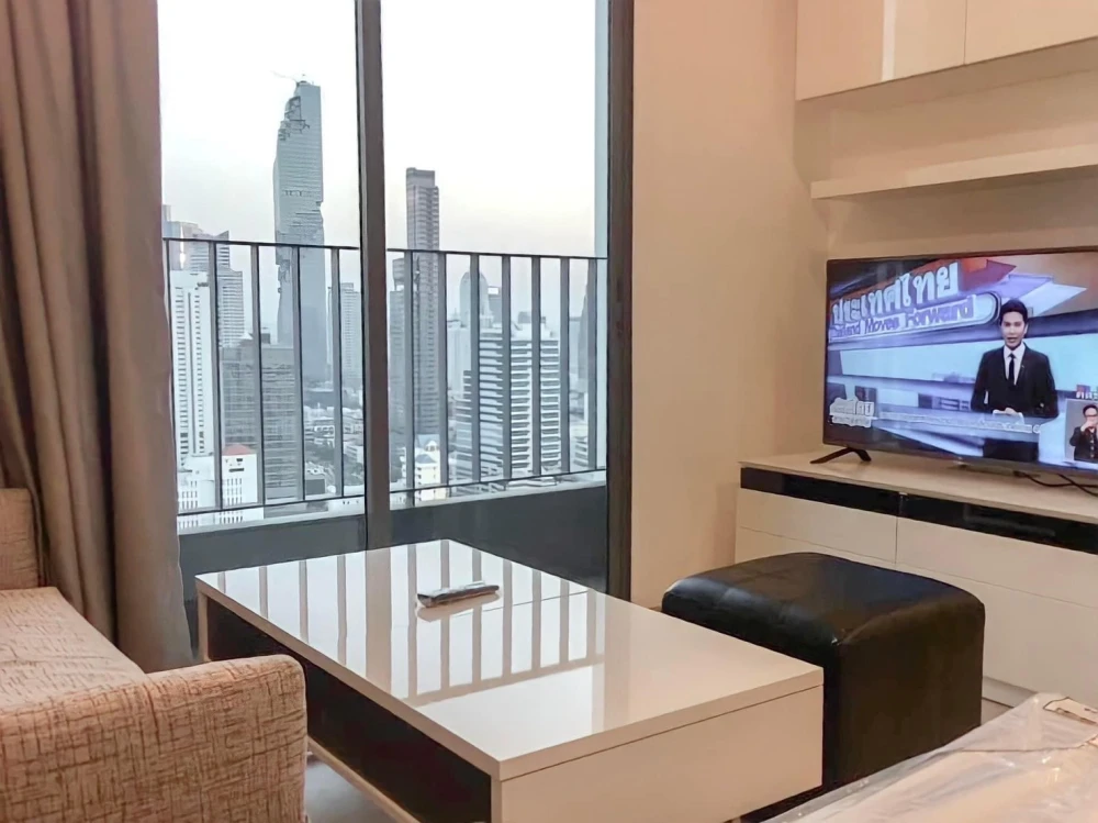 Condo for rent, Ideo Q Chula-Samyan, beautiful built-in room pool view Complete facilities. Urgent!