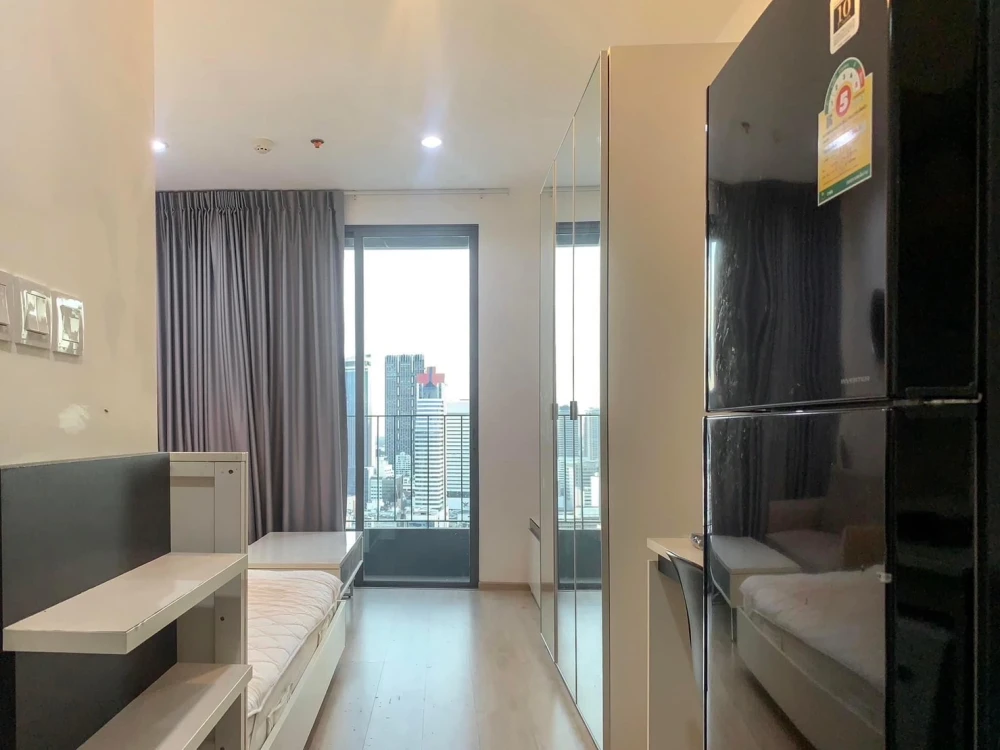 Condo for rent, Ideo Q Chula-Samyan, beautiful built-in room pool view Complete facilities. Urgent!