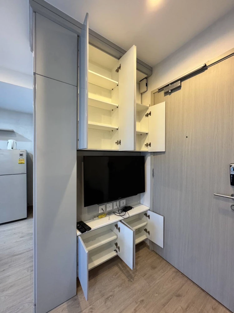 For rent!! Condo Ideo Q Chula-Samyan, room number 660/1474, the most spacious room. You can't reserve it anymore. Don't miss it!!