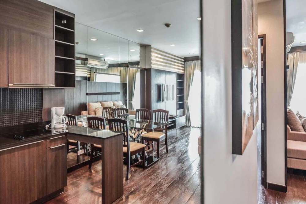 Condo for rent, Ideo Q Phayathai, spacious room, high floor, good size You can't miss it!!