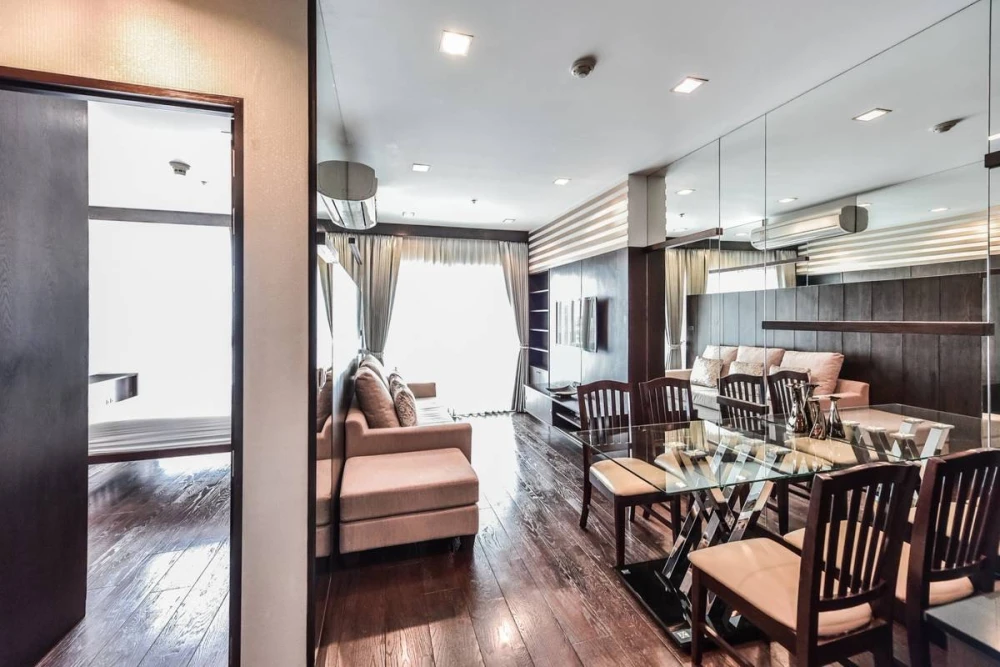 Condo for rent, Ideo Q Phayathai, spacious room, high floor, good size You can't miss it!!