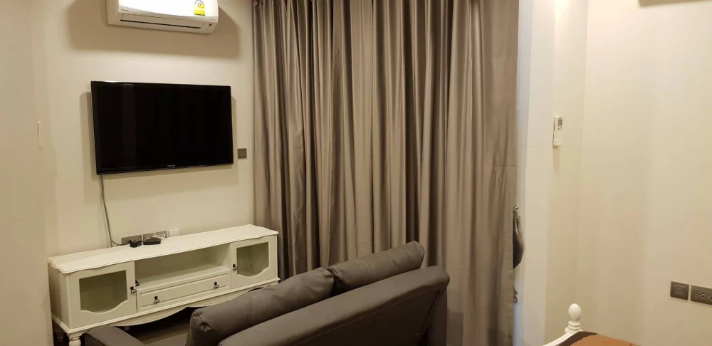 Condo for rent! Ideo Q Siam-Ratchathewi, 23rd floor, beautiful room, fully furnished, ready to move in. Don't miss it!!