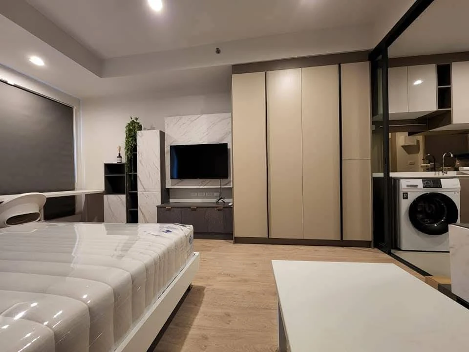 Condo for rent! Ideo Rama 9 - Asoke, 11th floor, beautiful room, fully furnished, ready to move in. Don't miss it!!