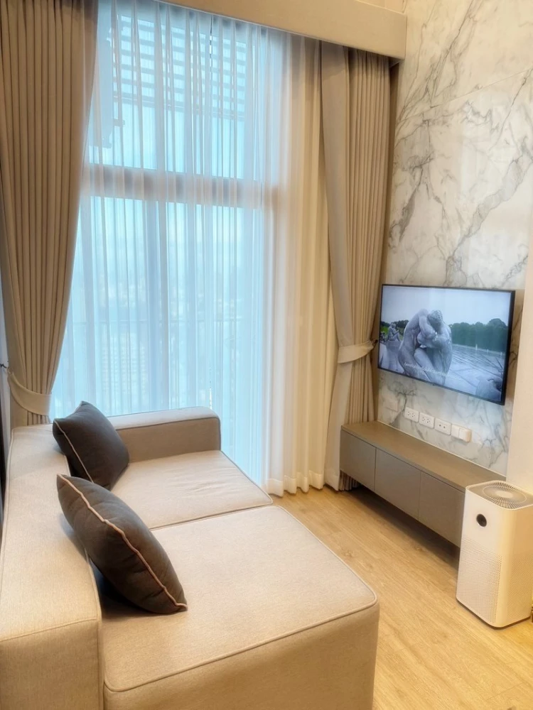For rent!! Condo Ideo Rama 9 - Asoke, 34th floor, beautiful view, new room, fully furnished, ready to move in, don't miss it!!