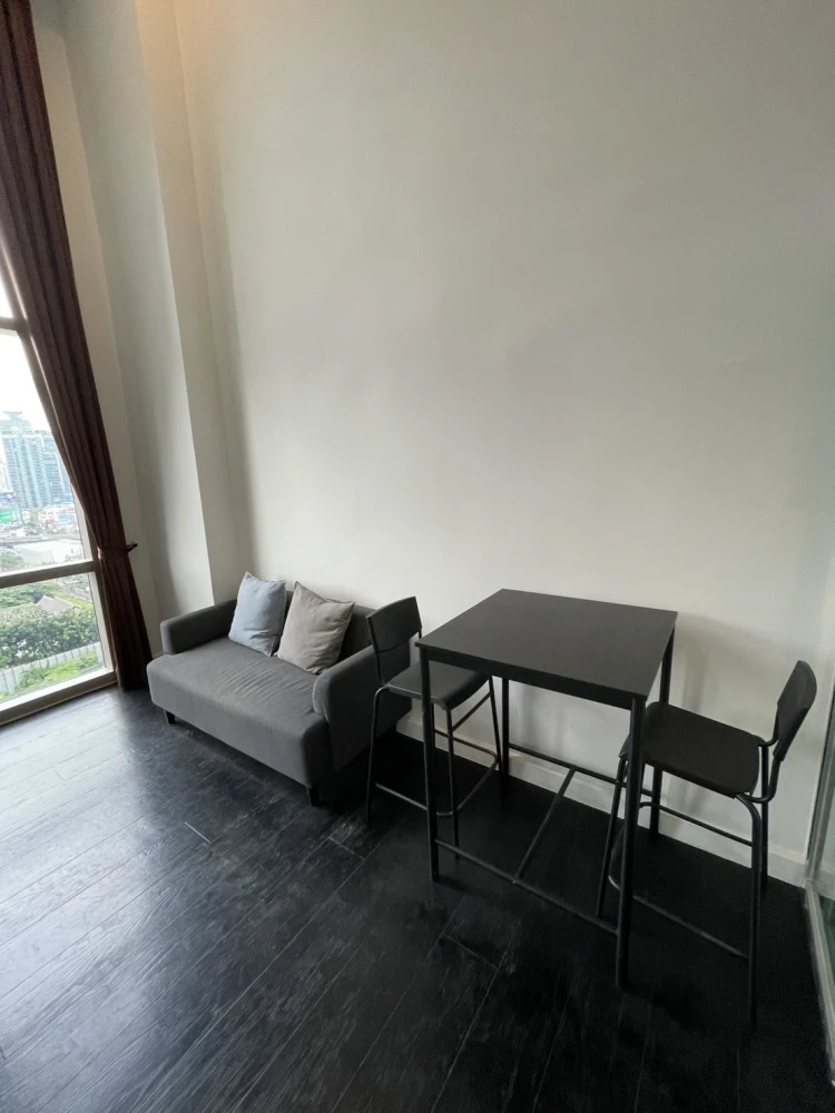 For rent!! Condo Ideo Morph 38, 9th floor, beautiful and livable, fully furnished, ready to move in. Don't miss out!!