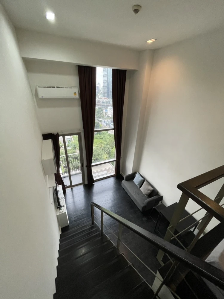 For rent!! Condo Ideo Morph 38, 9th floor, beautiful and livable, fully furnished, ready to move in. Don't miss out!!