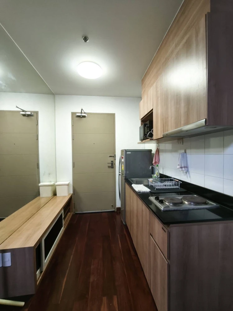 Condo for rent, Ideo Sathorn-Taksin, corner room, city view, built in furniture, complete with electrical appliances. Hurry up to reserve.