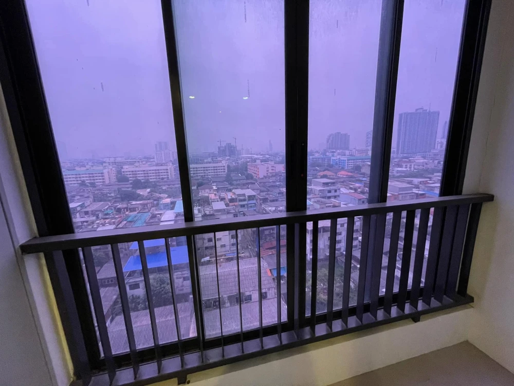 Condo for rent, Ideo Sathorn-Thapra, 10th floor, complete electrical appliances. Super convenient, book now.